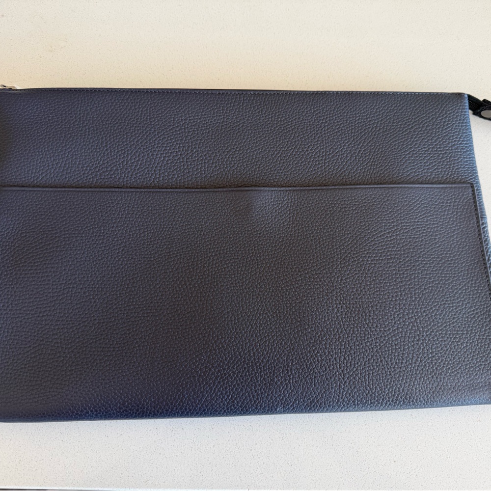 Quince Navy Laptop Bag